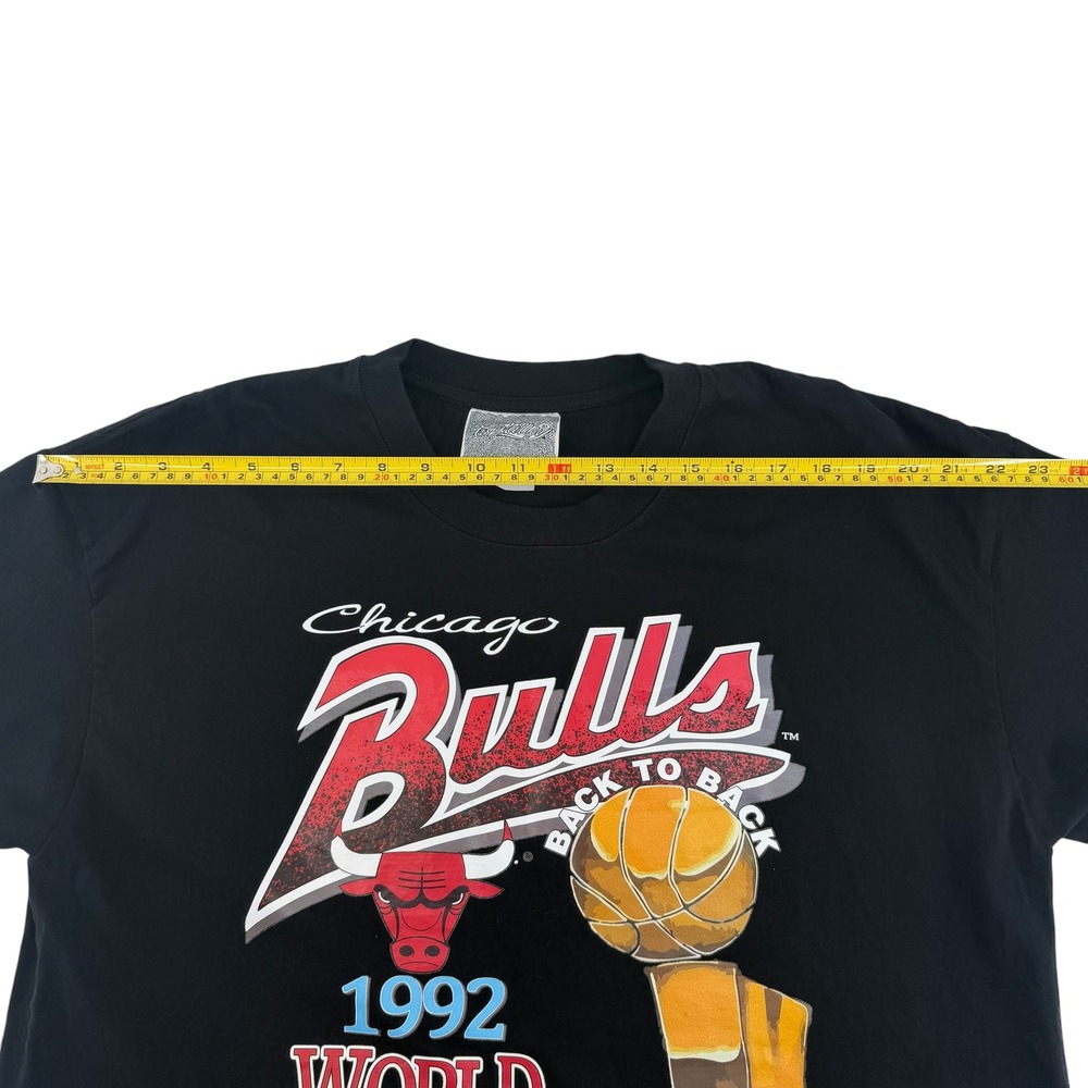Chicago Bulls‎ 1992 World Champions T-Shirt Black Mens XL Saturday a Hero NBA - Picture 9 of 10
